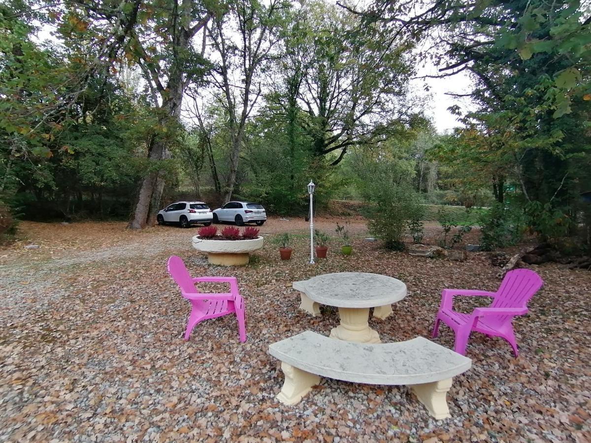 Boissieres  Auberge Du Botaniste מראה חיצוני תמונה